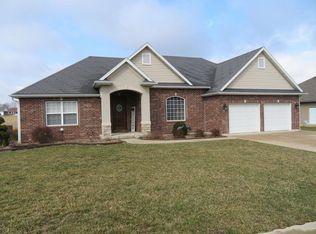 2335 Cardinal St, Mexico, MO 65265