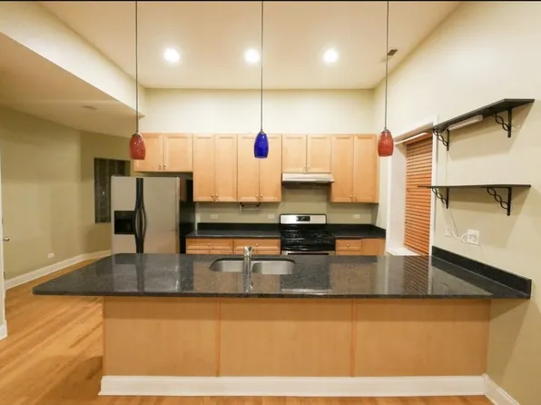 2615 S Lowe Ave #2S, Chicago, IL 60616