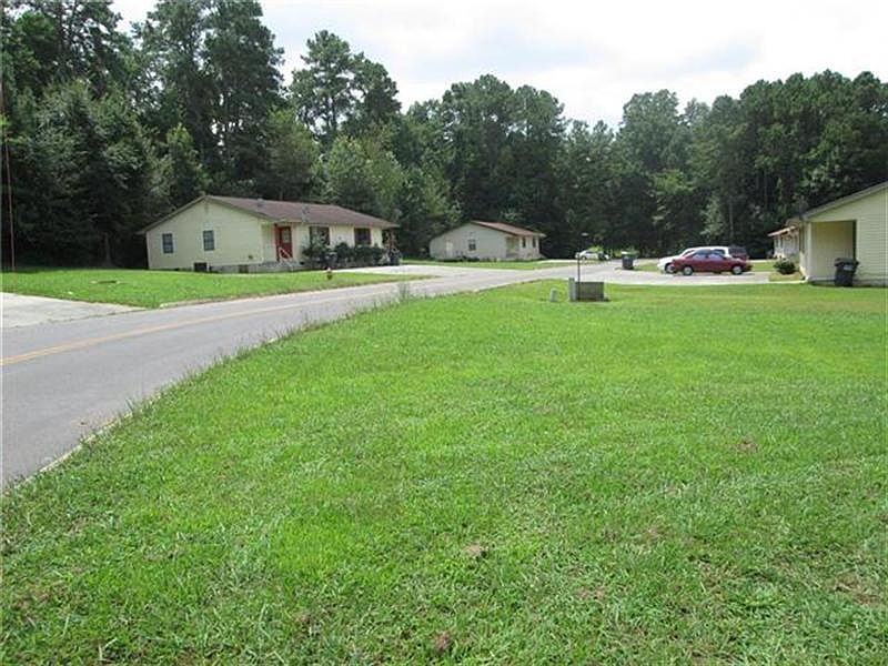 2nd image of 412 Cattleman Dr