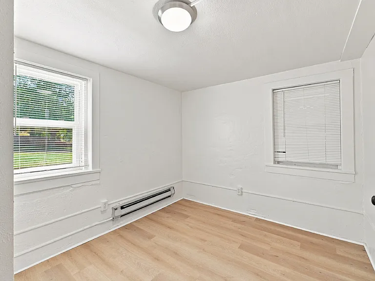 5007 W 30th Ave — Photo 11