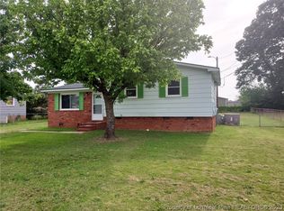 624 Clifford Ave, Fayetteville, NC 28314