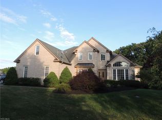 35997 Falcon Crest Ave, Avon, OH 44011