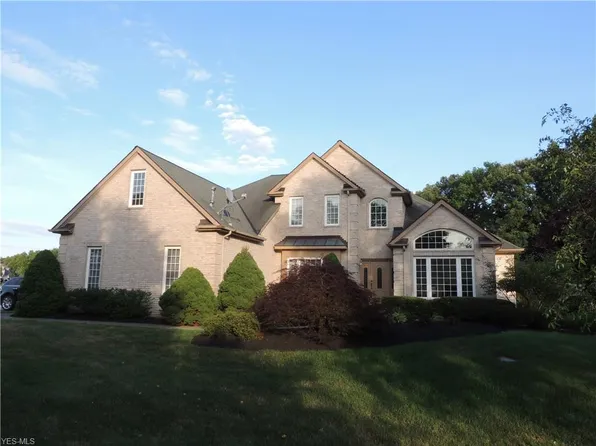 35997 Falcon Crest Ave, Avon, OH 44011