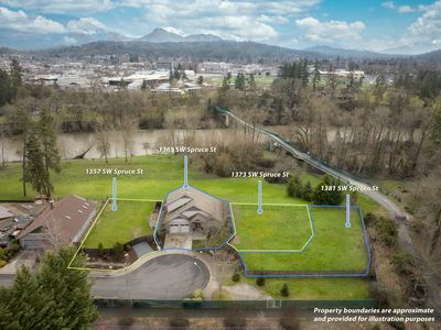 1357 SW Spruce St, Grants Pass, OR, 97526