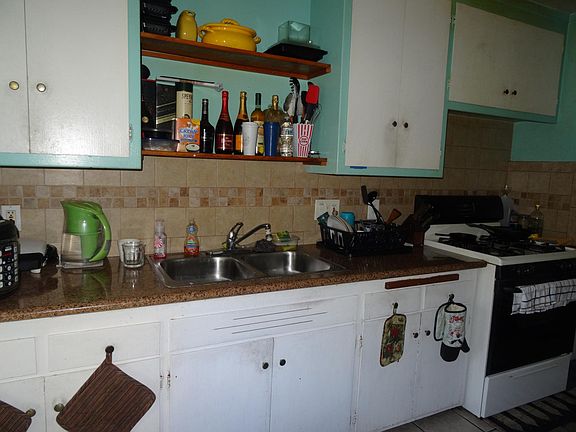 5th image of 2071 S Delaware St #2071
