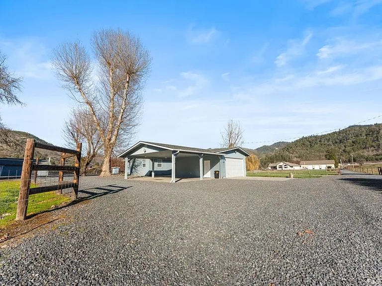 255 Foots Creek Rd — Photo 27