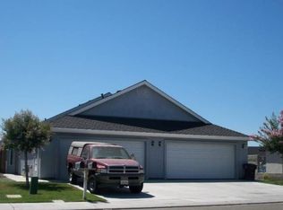 431 N Walnut Ave, Manteca, CA 95336