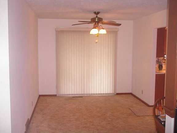 Formal Dining