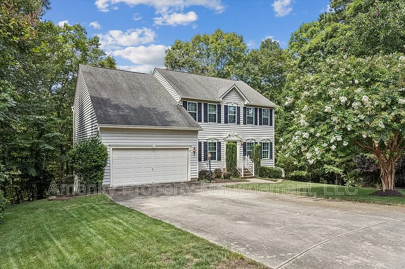 4 bed, 4.0 bath, 4107 sqft, $3,500 — Photo 3