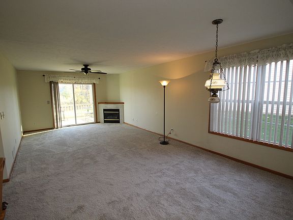 4th image of 7629 Creek Bnd #0