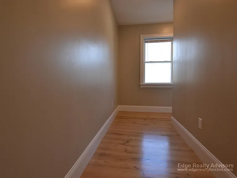47 Francis St #3 — Photo 10