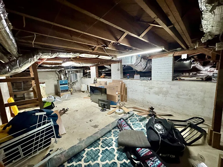 9251 Atwood Ave — Photo 39