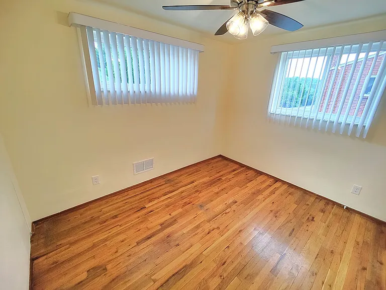 5079 Earlsdale Rd — Photo 15