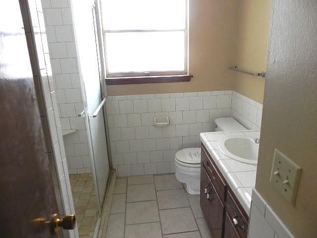 2nd image of 6600 NW 57th St