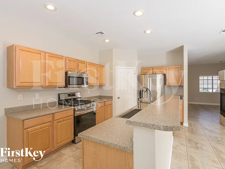 2465 Belt Buckley Dr — Photo 7