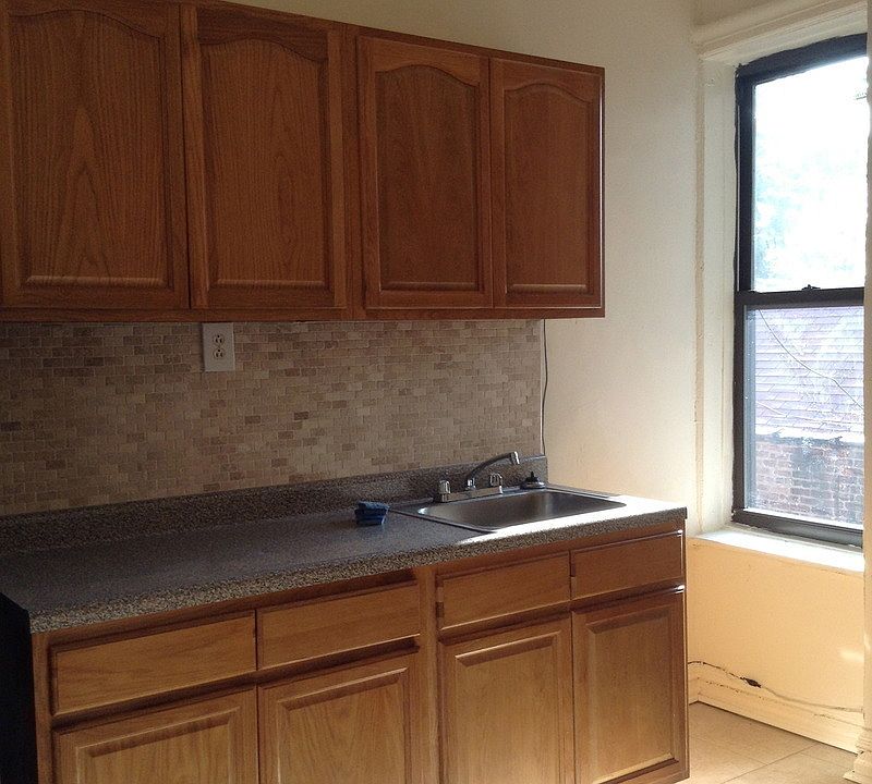 2nd image of 2401 Newkirk Ave APT 3F