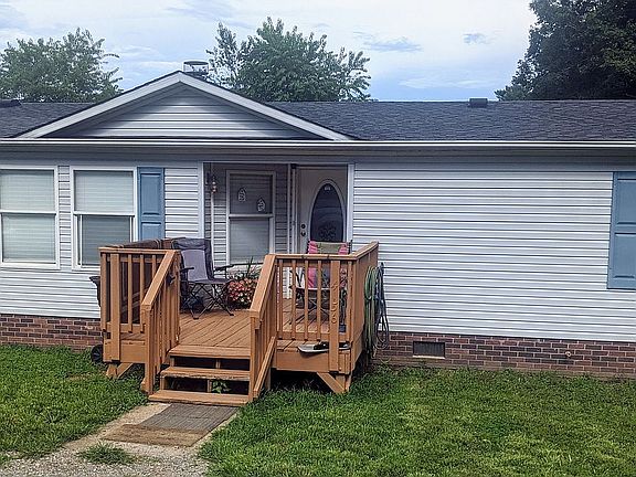 2nd image of 4156 Shady Pine Dr