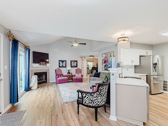 5th image of 9517 Aberdare Dr