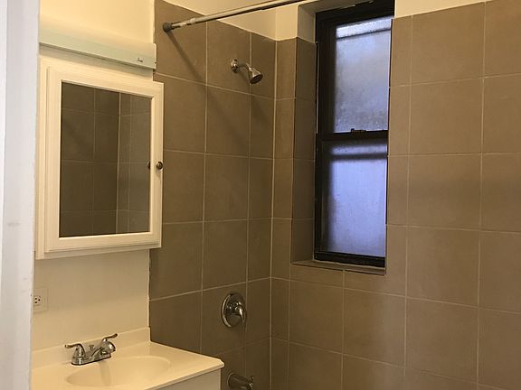 2nd image of 5027 S Saint Lawrence Ave #1