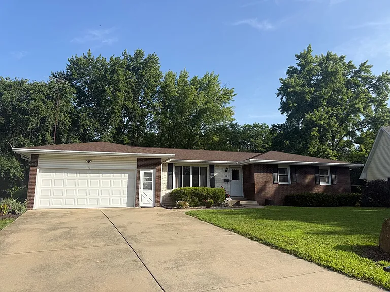 112 Cottonwood Dr — Photo 1