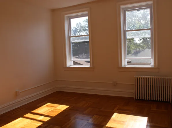 256 Grant Avenue image 8 of 15