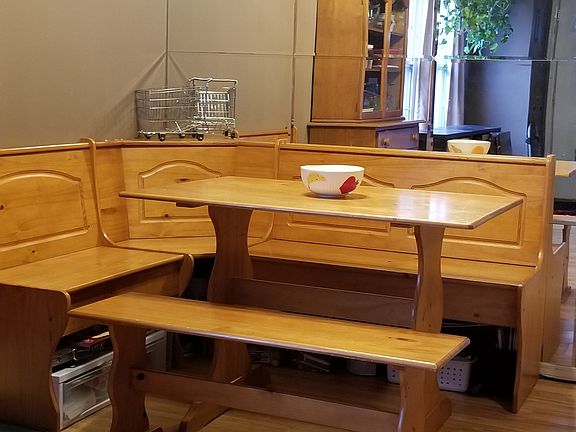 Dining Room (Nook)