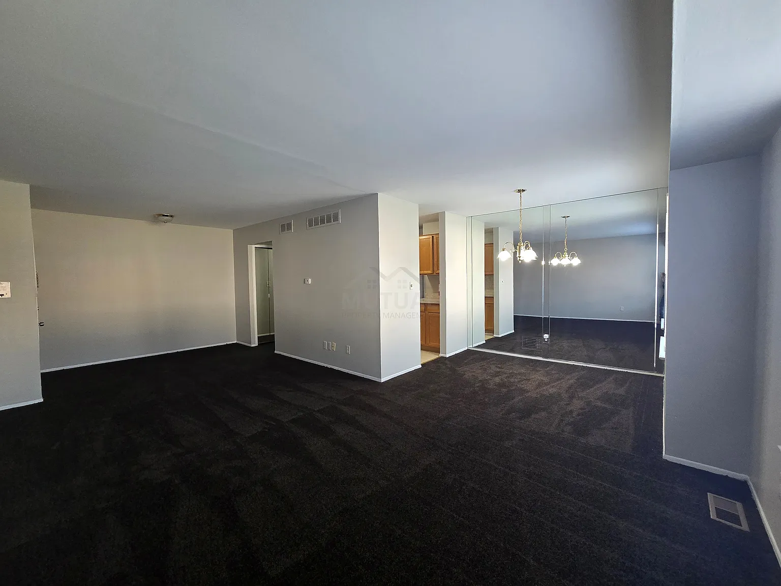 2 bed, 2.0 bath, 956 sqft, $1,299 — Photo 2