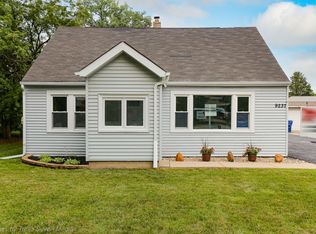 9237 Ridgeland Ave, Oak Lawn, IL 60453