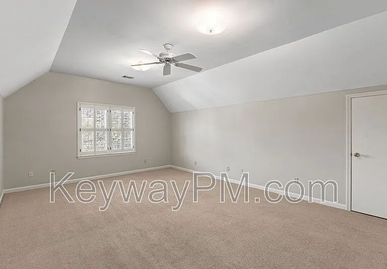 879 Sparkleberry Rd — Photo 18
