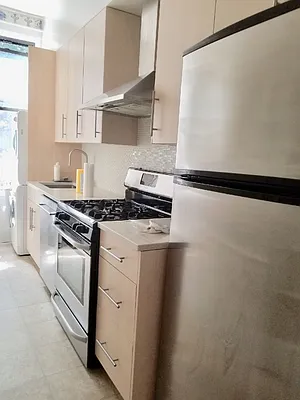 Rented by A P Realty Group NY LTD | media 42