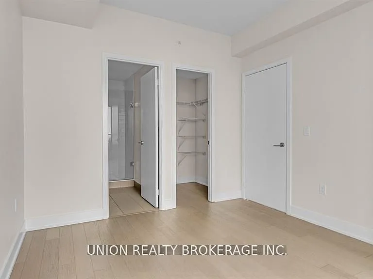 20 Shore Breeze Dr #3907 — Photo 16