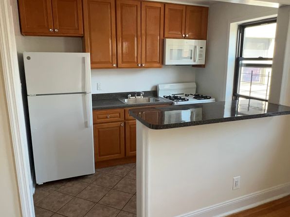 20-53 20th St UNIT 3C