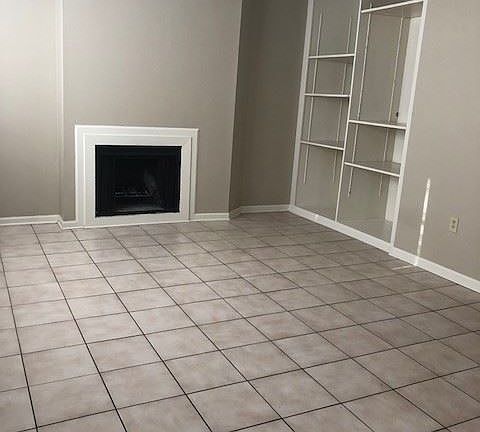 4th image of 130 Township Ln APT C204