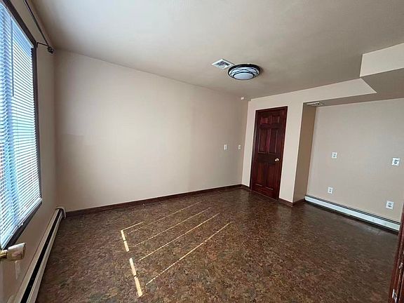 5th image of 82 Seymour Ave #1