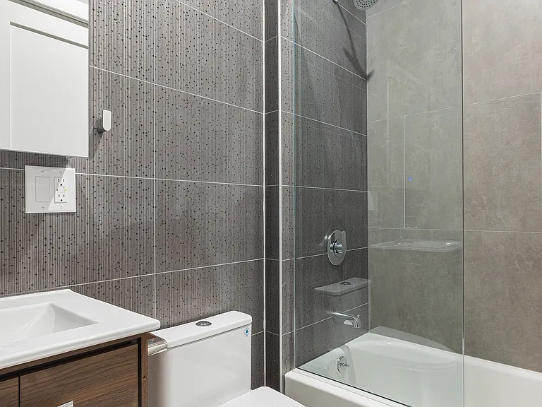 352 Palmetto St #1L — Photo 10