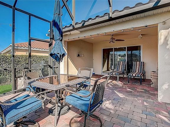 3rd image of 12272 Pescara Ln
