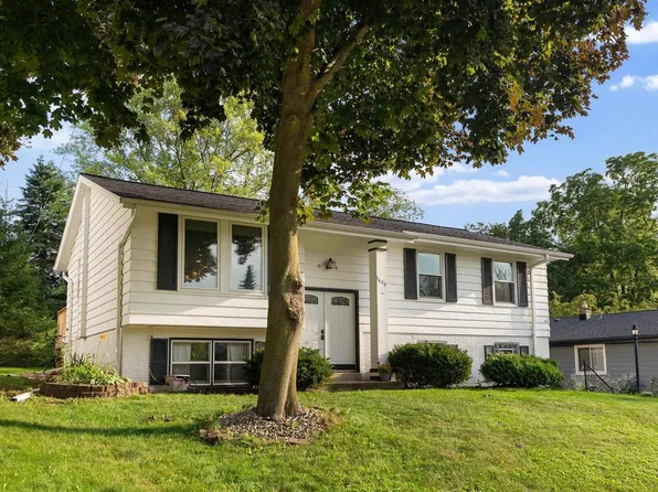 1627 Spruce STREET, Grafton, WI 53024