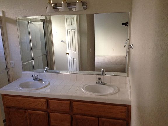 4th image of 6717 Palmtree Ct