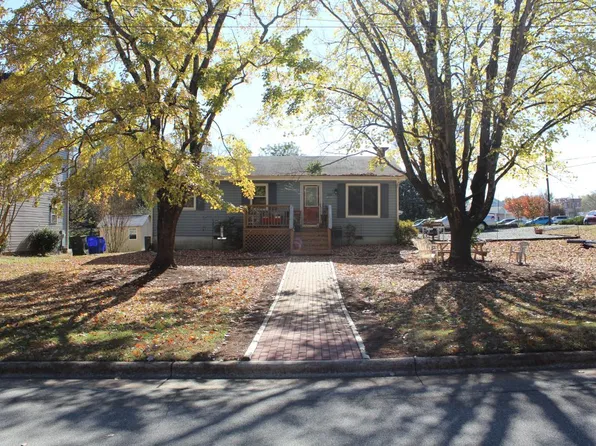 100 Hill St, Carrboro, NC 27510