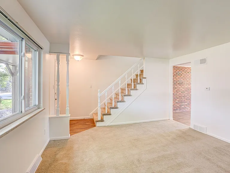 Applewood Crest Townhomes & Apartments — Photo 72
