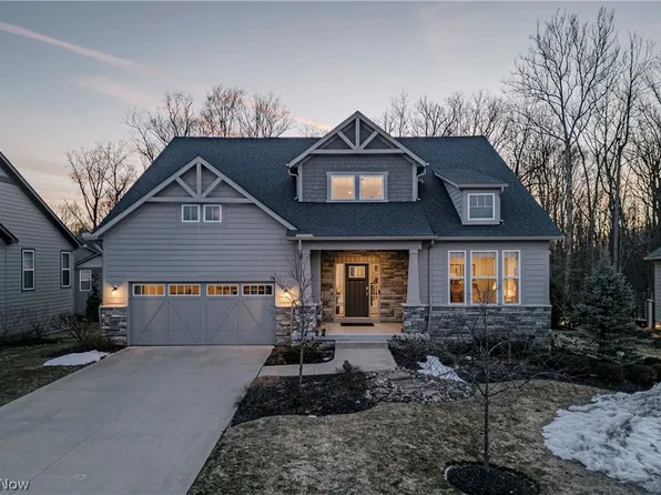 554 Salt Lake Cir, Orange, OH 44022