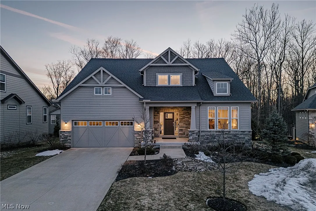 554 Salt Lake Cir photo 1