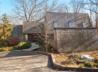 2020 S Mason Rd, Saint Louis, MO 63131