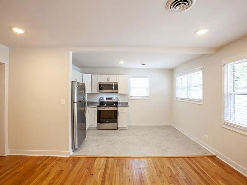 Eat in Kitchen