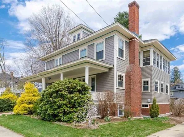 955 Chestnut Street, Manchester, NH 03104