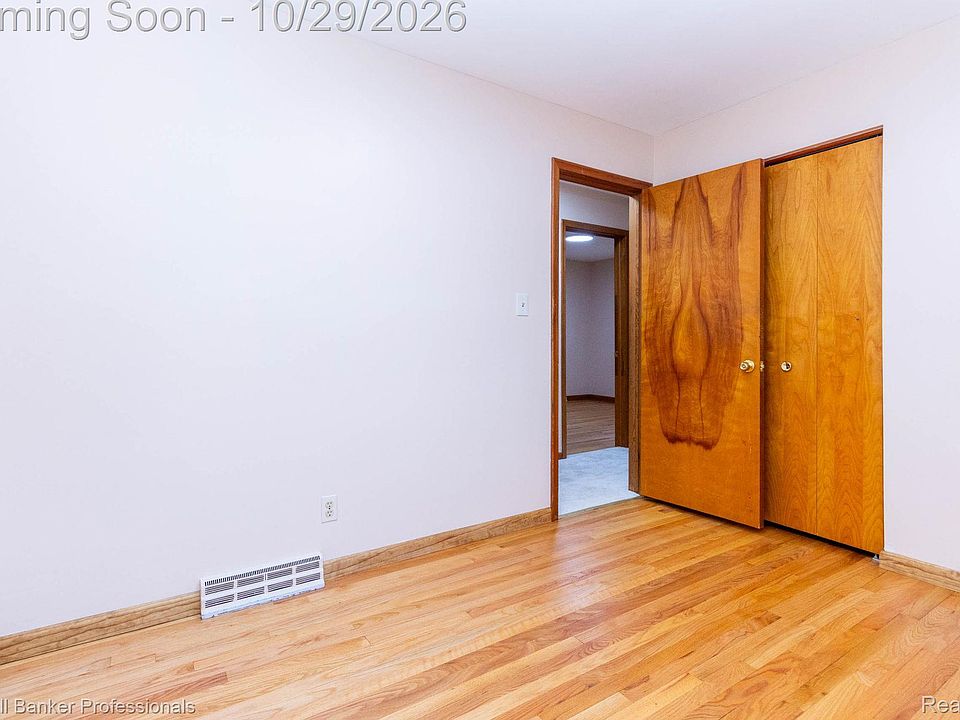 1141 Kingsview Ave, photo 25