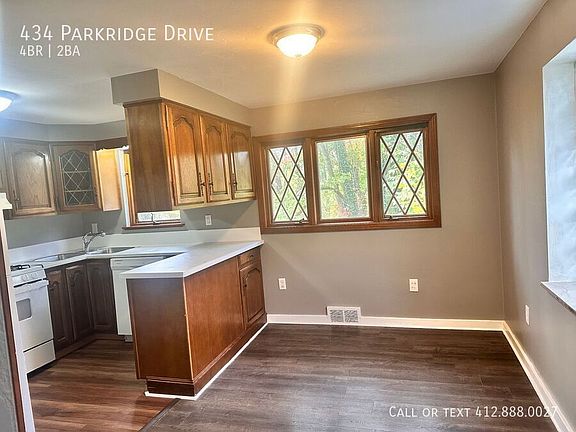 5th image of 434 Parkridge Dr