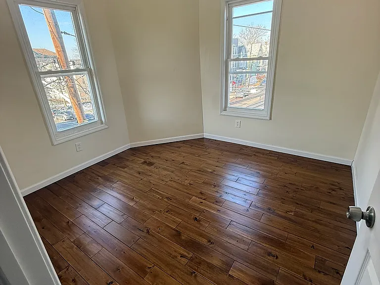 825 S 15th St #3R — Photo 5