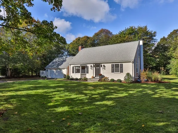 681 Bay Ln, Barnstable, MA 02630