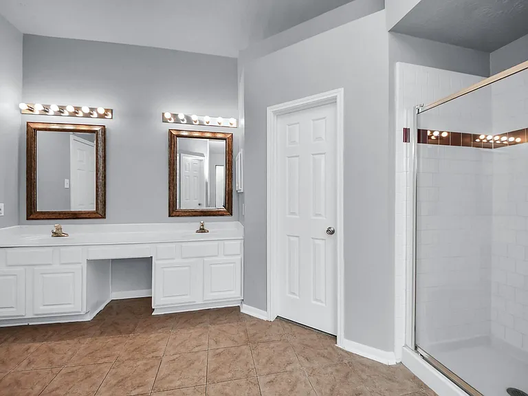 9711 Andrews Ln — Photo 28